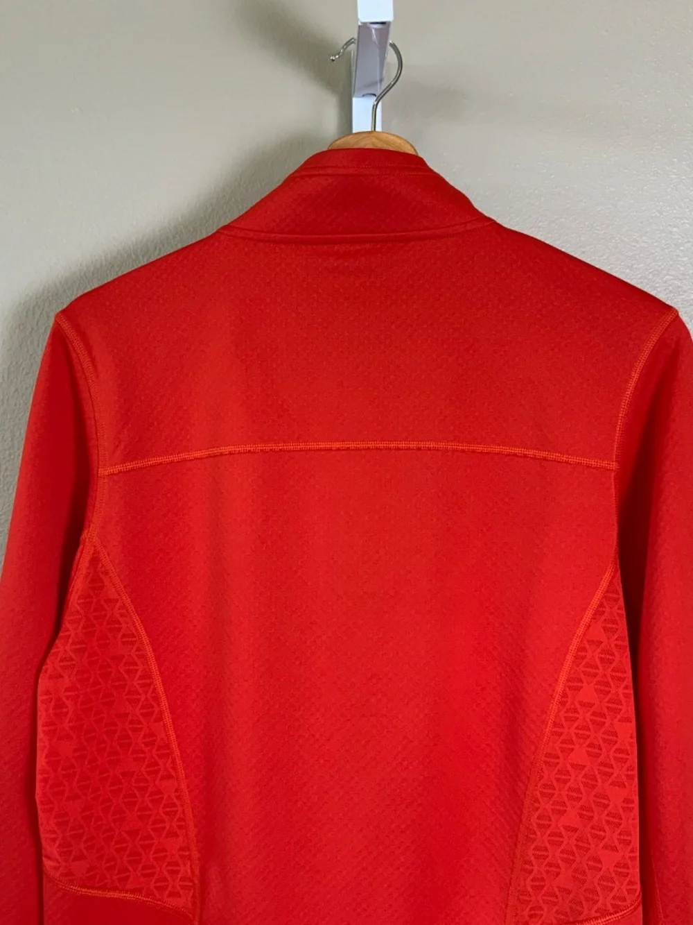 The North Face Half Zip Textured Performance Long Sleeve Pullover